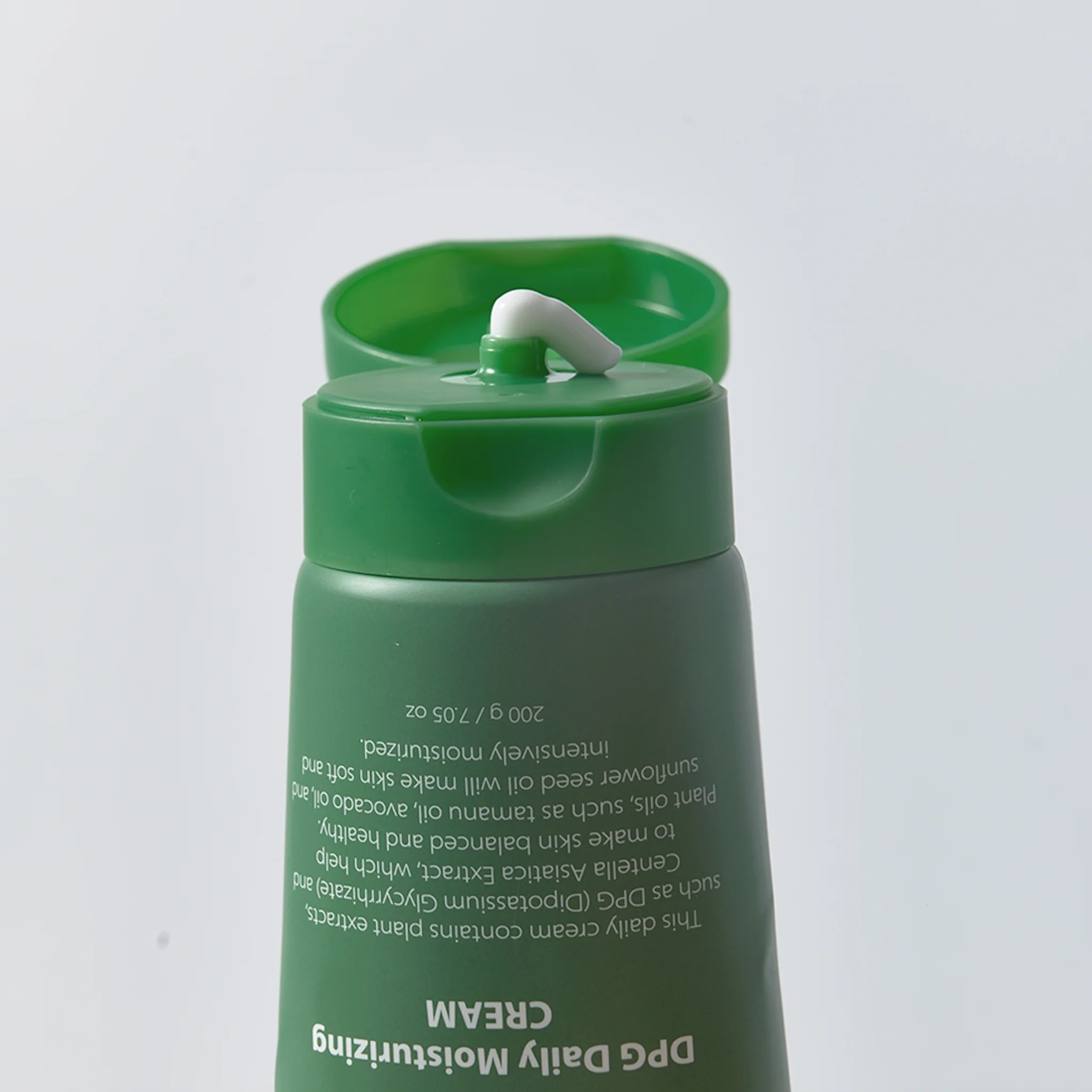 ELLEYBEAR DPG Daily Moisturizing Cream 200g - Image 3