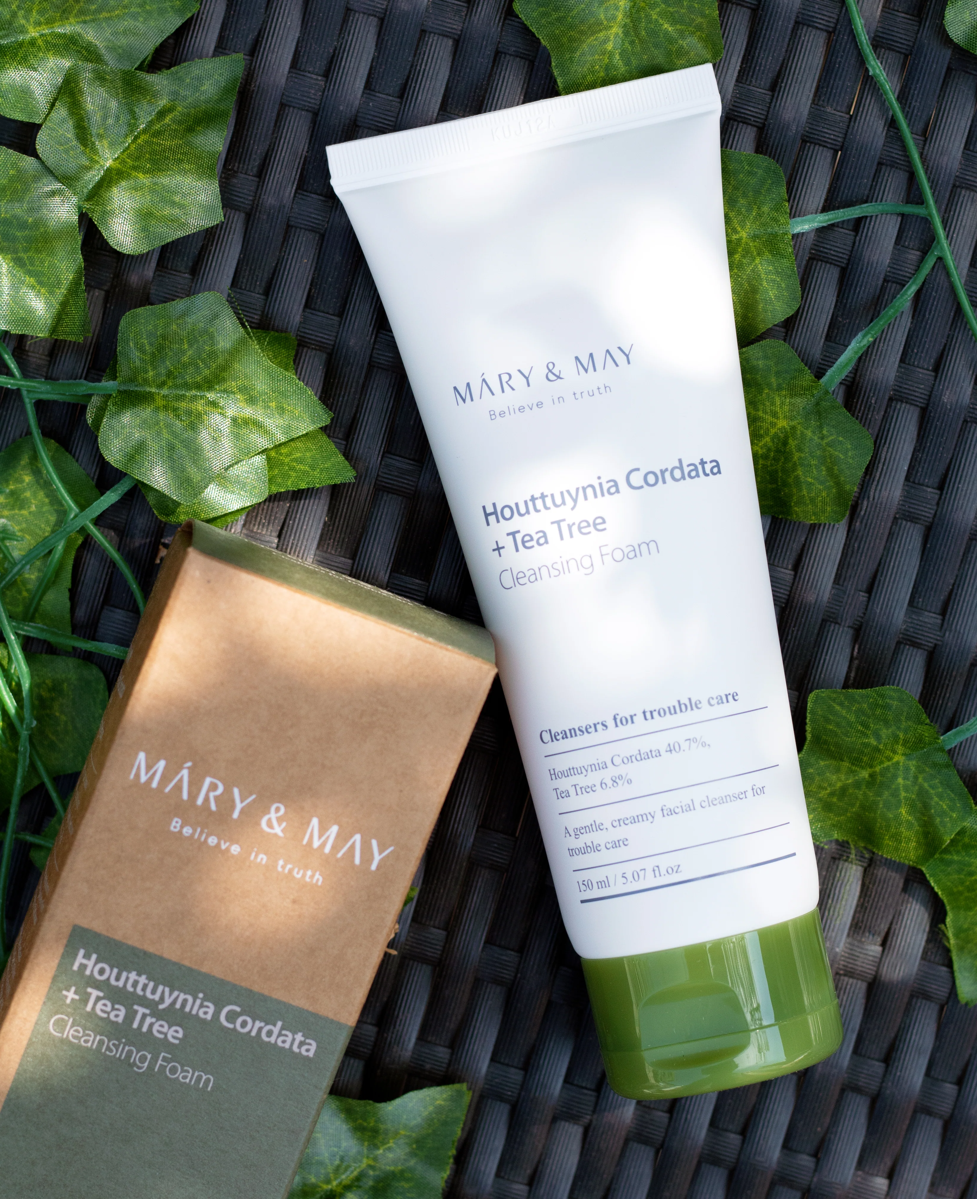 Mary & May Houttuynia Cordata + Tea Tree Cleansing Foam 150ml - Image 4