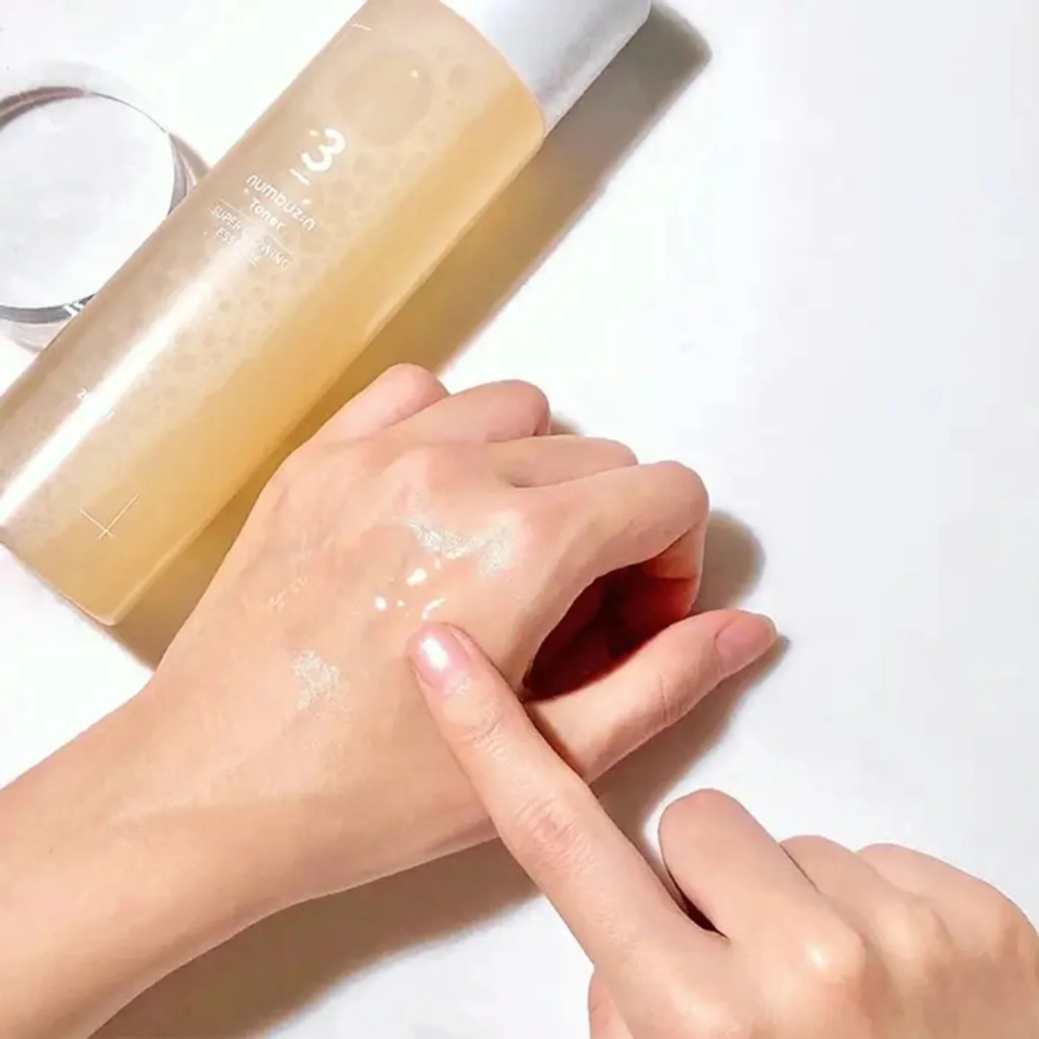NUMBUZIN No.3 Super Glowing Essence Toner 200ml - Image 4