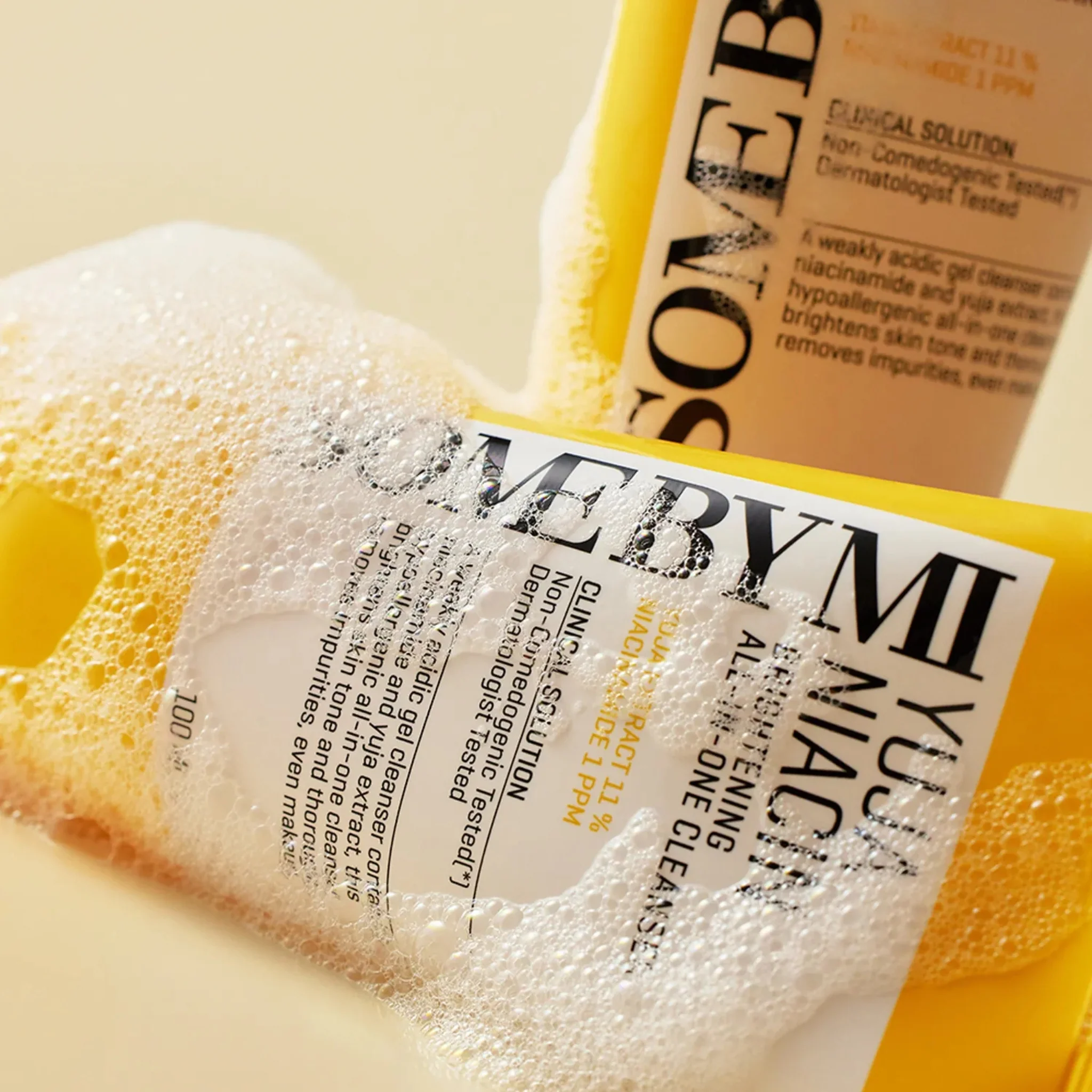 SOME BY MI Yuja Niacin Brightening All-In-One Cleanser 100ml - Image 3